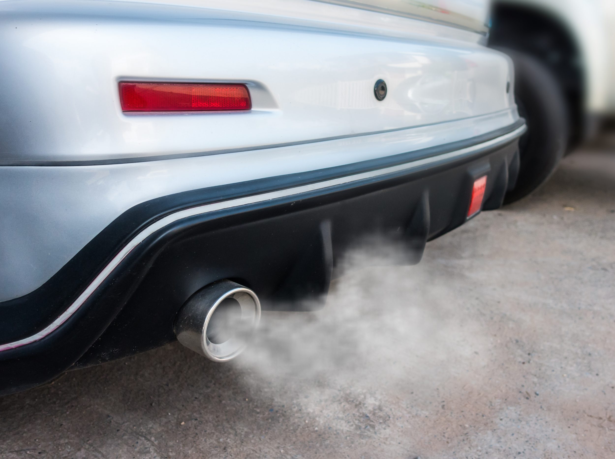 Gás tóxico mortal do veículo: de onde ele sai e o que ele causa?