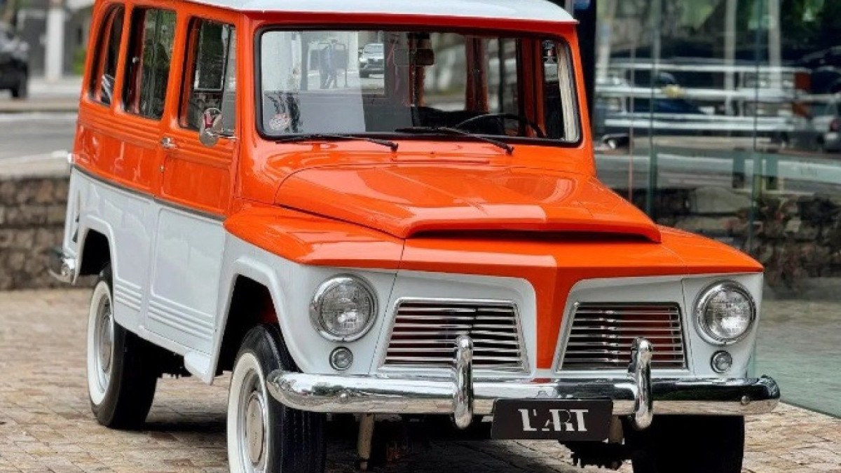 Quer ter uma relíquia na garagem? 1º SUV fabricado no Brasil está à venda