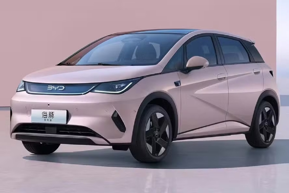 Mais barato que gasolina e etanol? Veja quanto custa recarregar um carro elétrico em casa